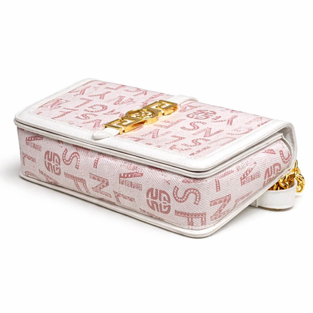 Elegant Off-White Chain Shoulder Bag